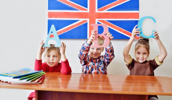 baby nenes-ingles en youtube-aprender ingles niños-ingles para bebes-english free kids-ingles gratis niños-aramaca blog